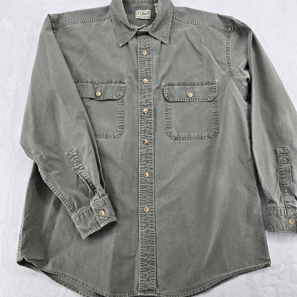 L.L. Bean Button Up Mens M Shirt Olive Green Cotton Long Sleeve Utility